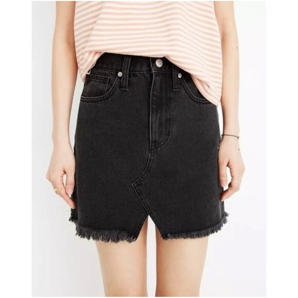 Madewell Rigid Denim A-Line Mini Skirt 25 Black Lunar Raw Hem High Rise Slit